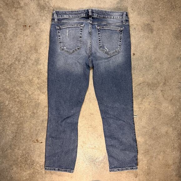 Tommy Hilfiger Women's Crop Jeans Size 6 Medium Wash - Picture 3 of 9